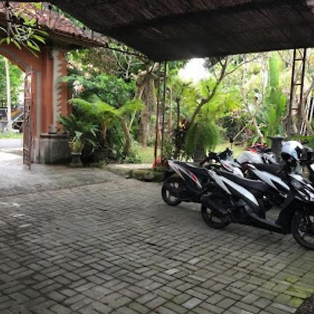 Gina'S Guest House Sanur  Exterior photo
